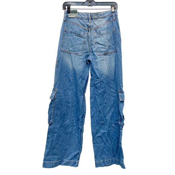 Wild Fable Women's Mid Rise Wide Leg Cargo Baggy Jeans Medium Wash Size 0 - Picture 3 of 7